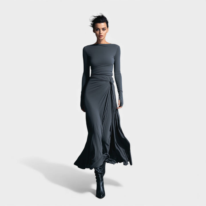 Anna – Elegantna haljina s bočnim čvorom i suptilnim sjajem