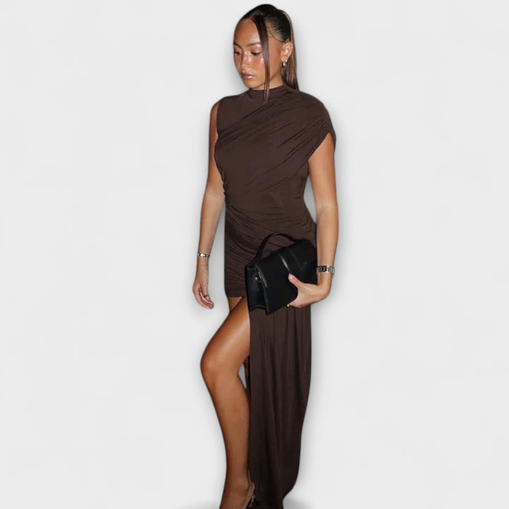 Lila - Stilizirane, uske haljine s okruglim izrezom i naborkima