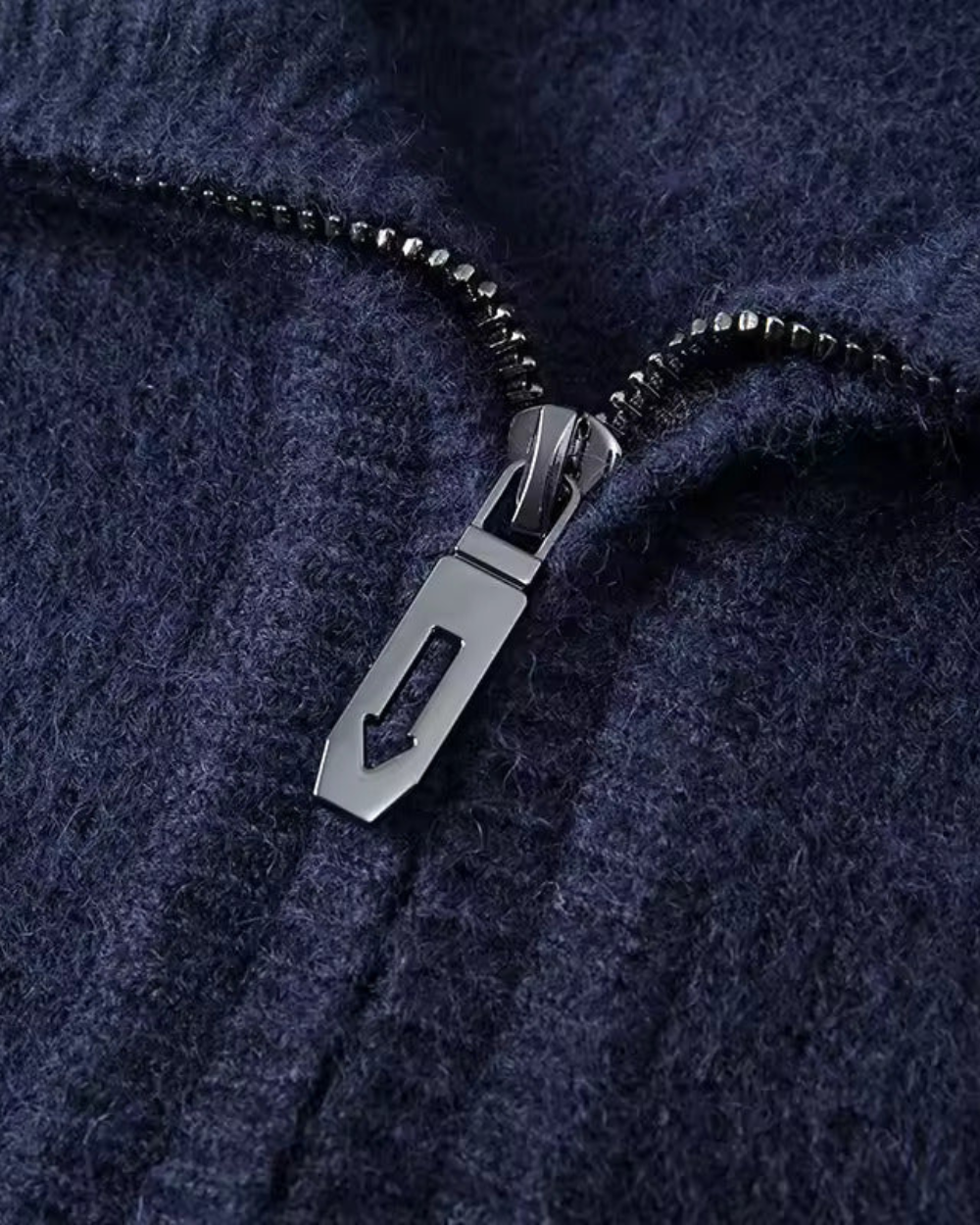 Libuše - Kašmirski pulover s četvrtastim zatvaračem Gstaad