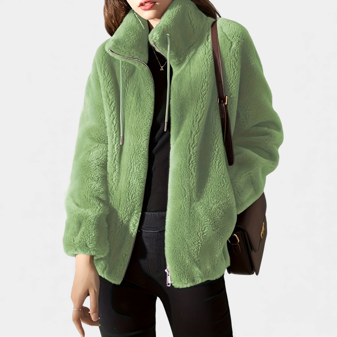 Adéla – Lagana jakna s kapuljačom na zatvarač