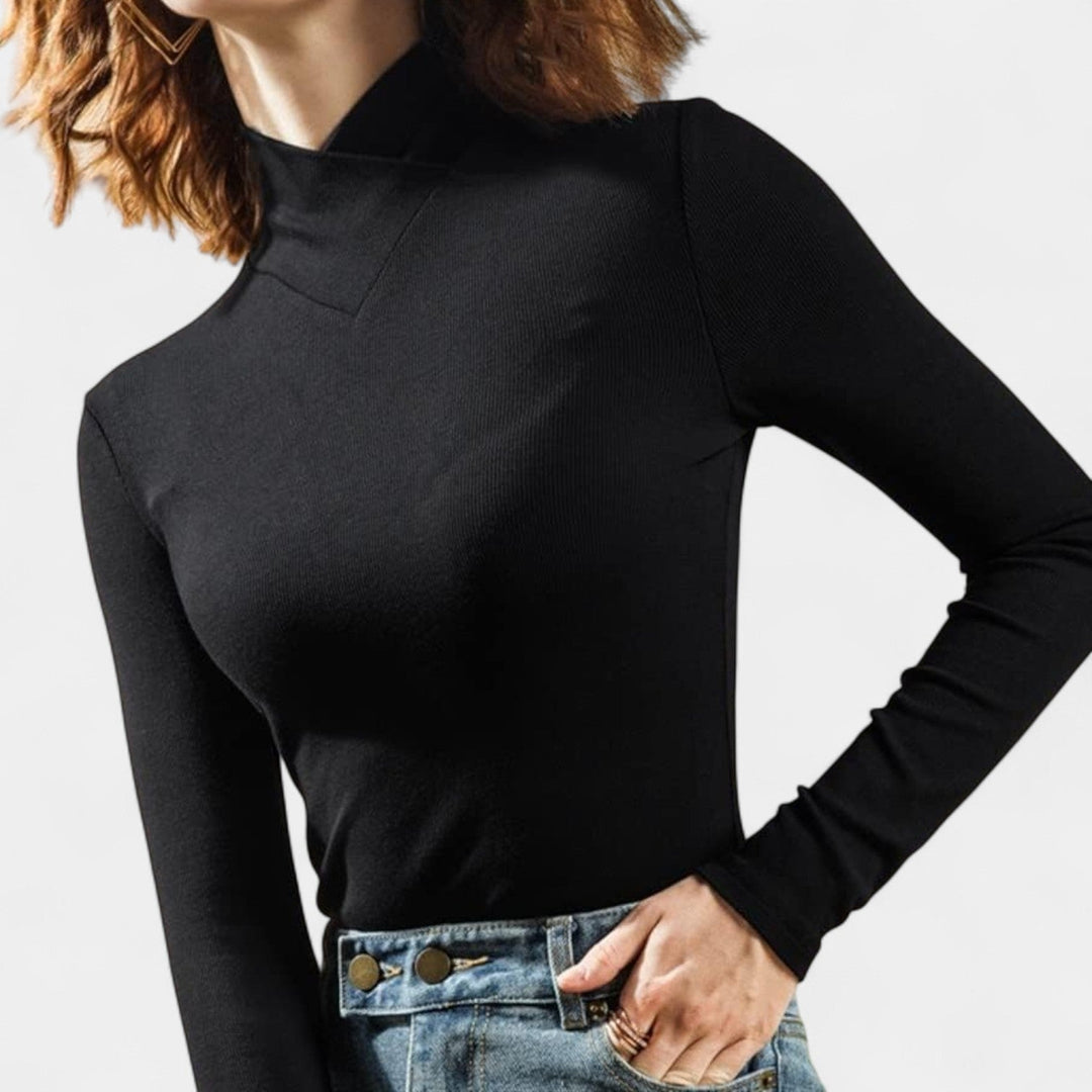 Veronika – Elegantni pulover s uskim krojem