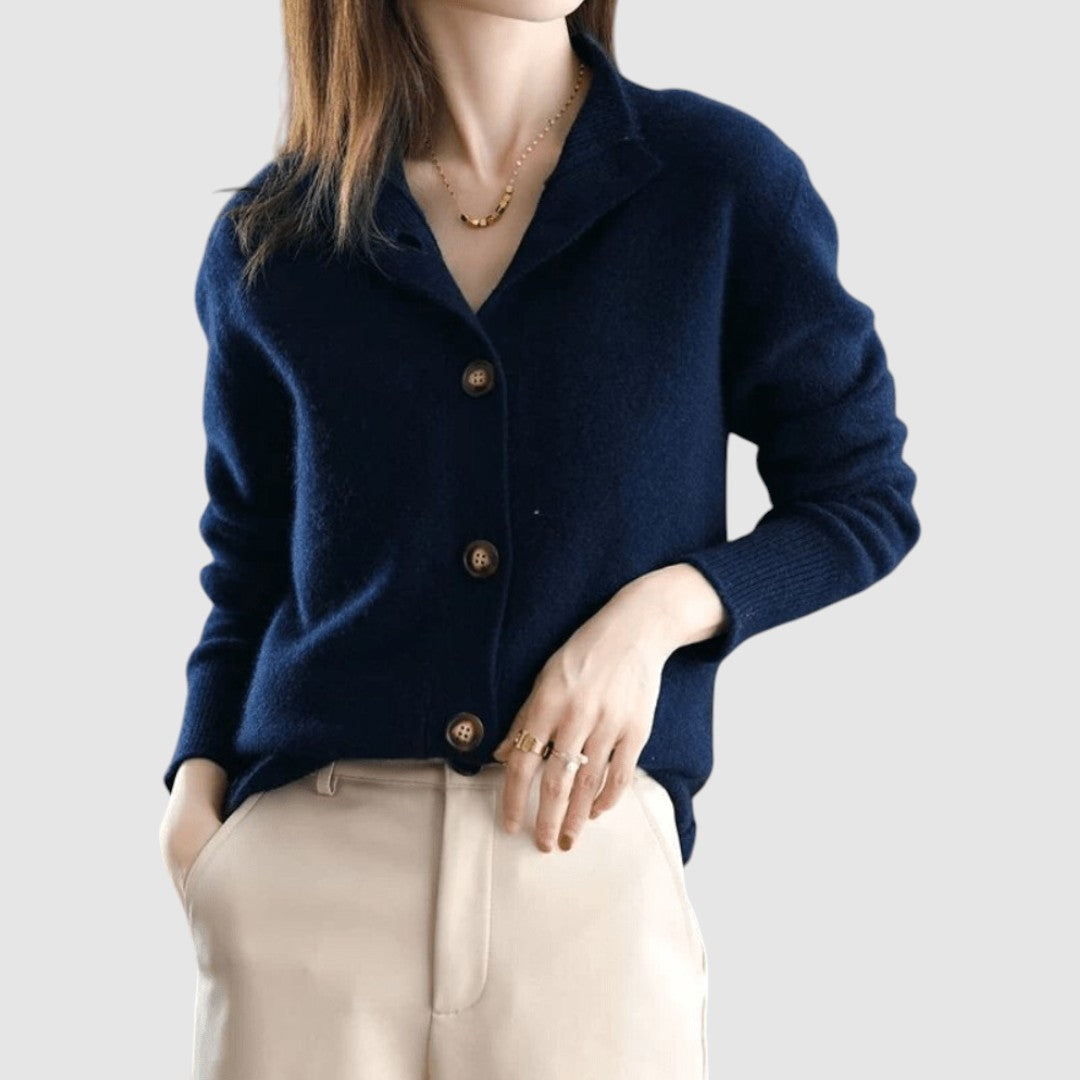 Klara – Elegantni kardigan s klasičnim kopčanjem