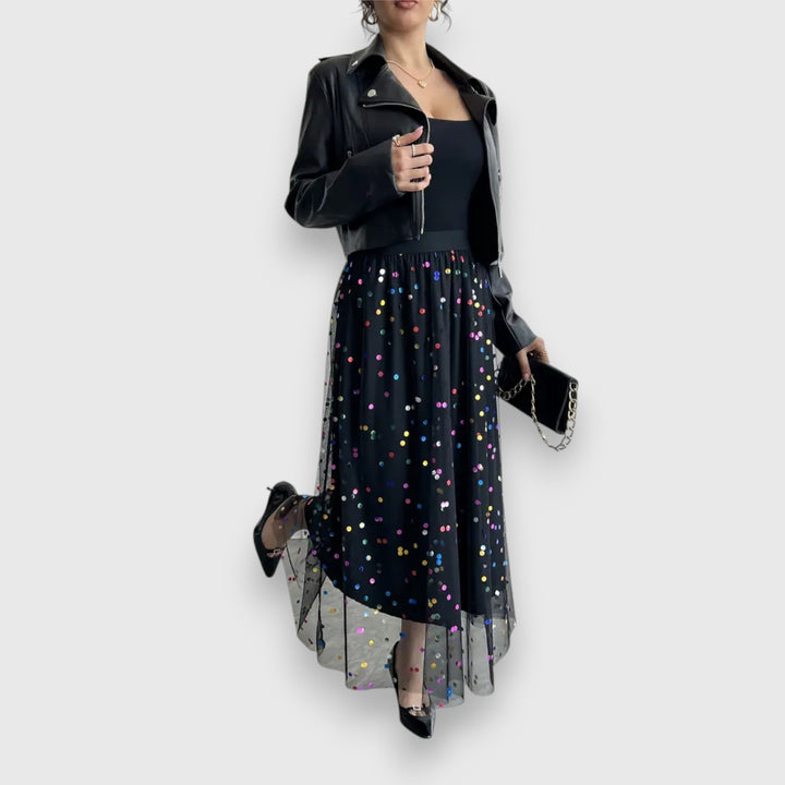 Leonie – Barvna krila s pikama