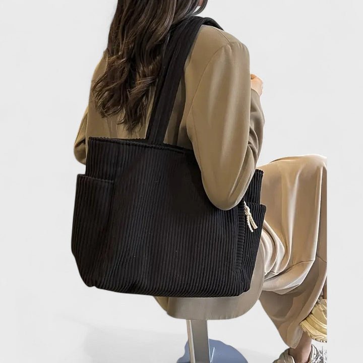 Tilda - Prugasta Torba s Detaljima na Šnuri