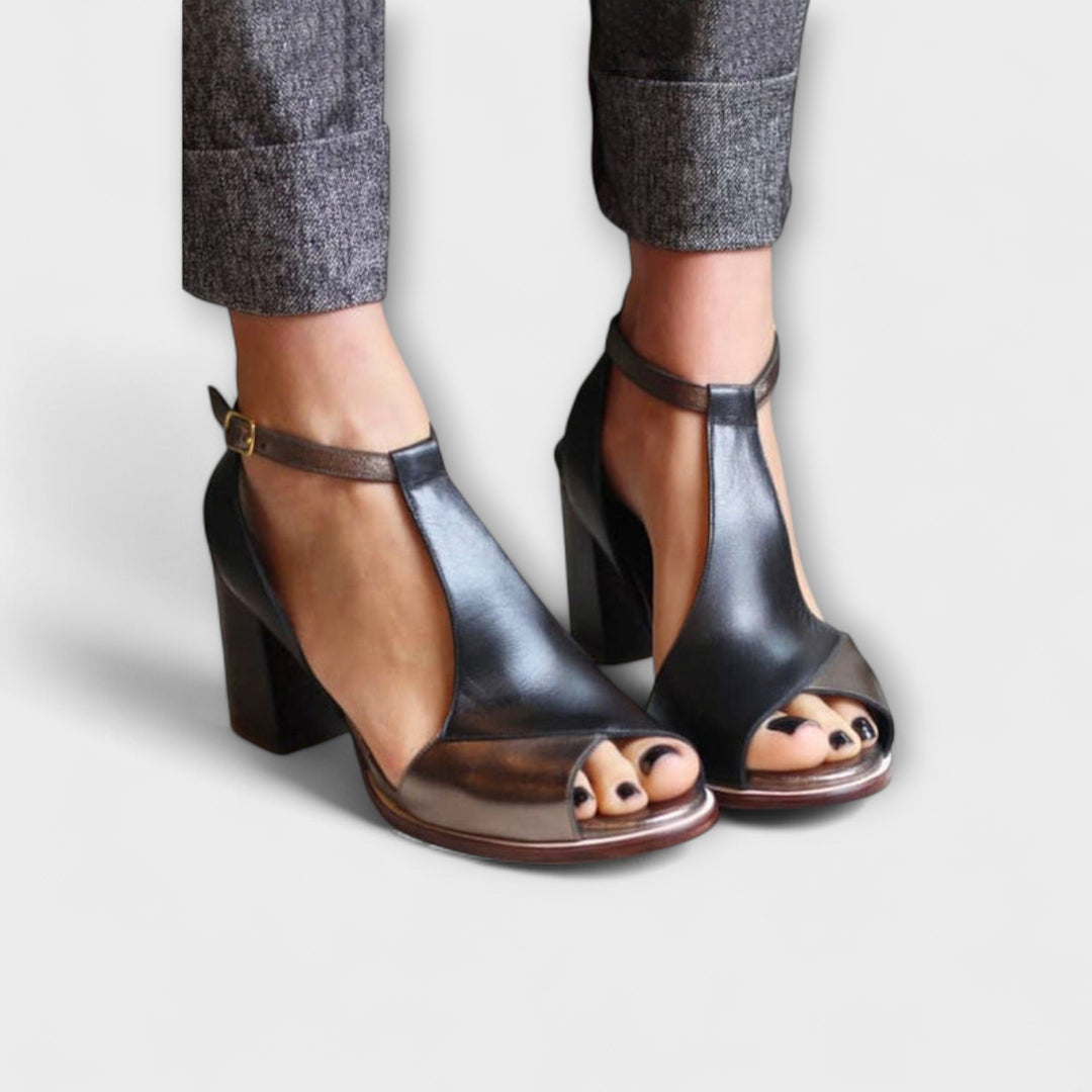 Karolína Sofisticirani Usnjeni Sandali Na Peti