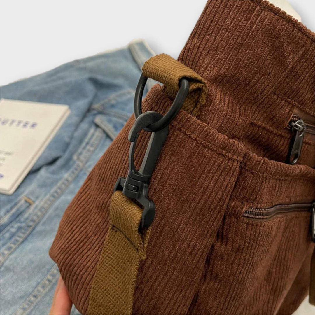 Cécile. - Torba preko ramena