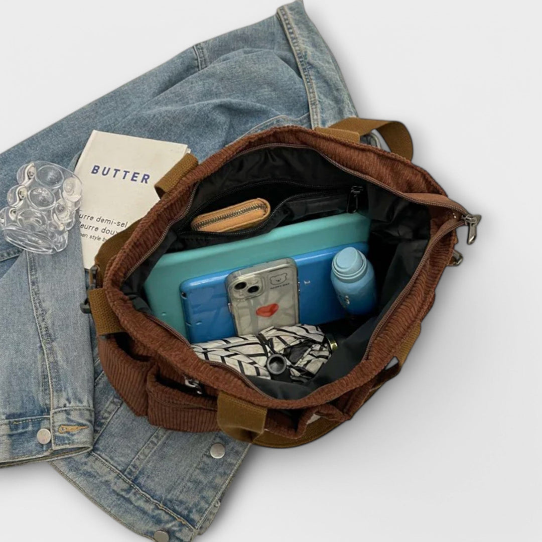 Cécile. - Torba preko ramena