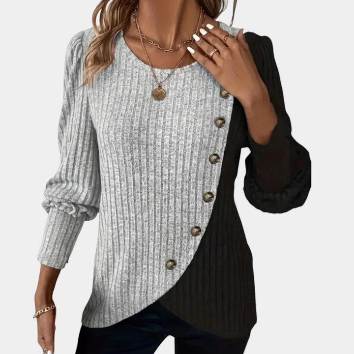 Larisa – Elegantni pleteni pulover