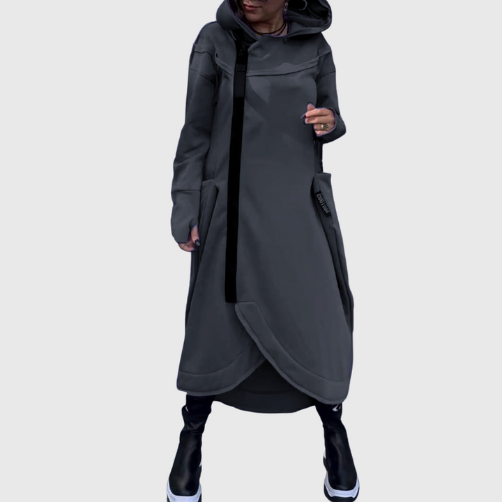 Adriana – Stilska asimetrična bunda s kapuljačom