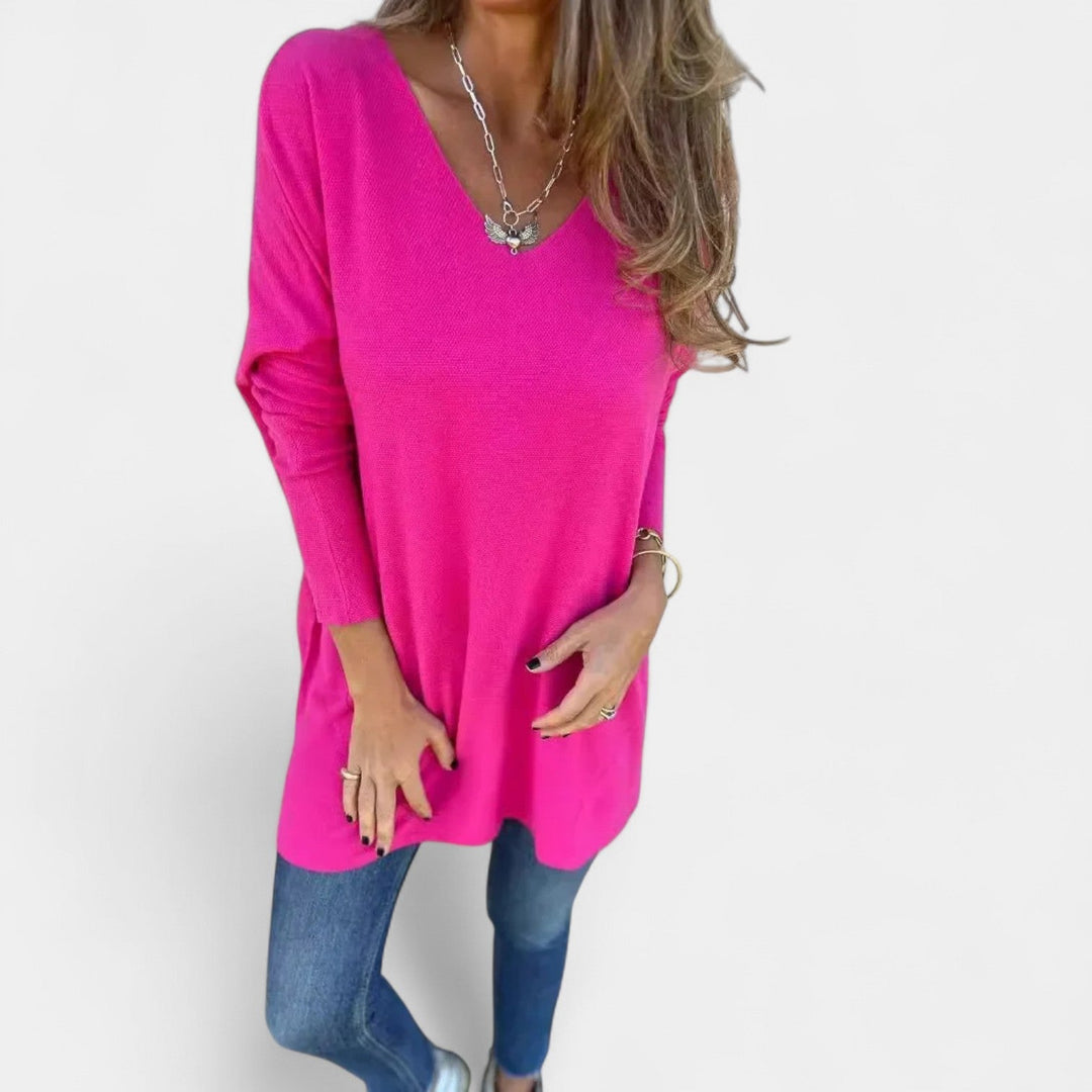 Leontýna – Opuštena pletena tunika s V-izrezom
