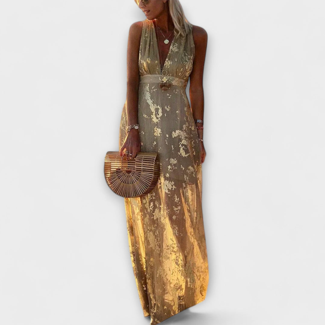 Odjeća s V-izrezom i detaljima od šljokica