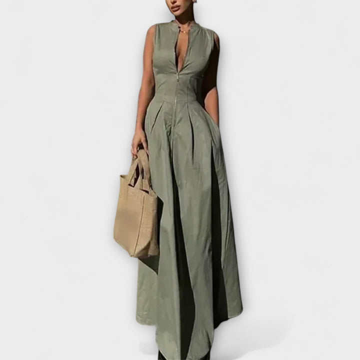 Kratka haljina bez rukava s plisiranjem i uskim krojem midi