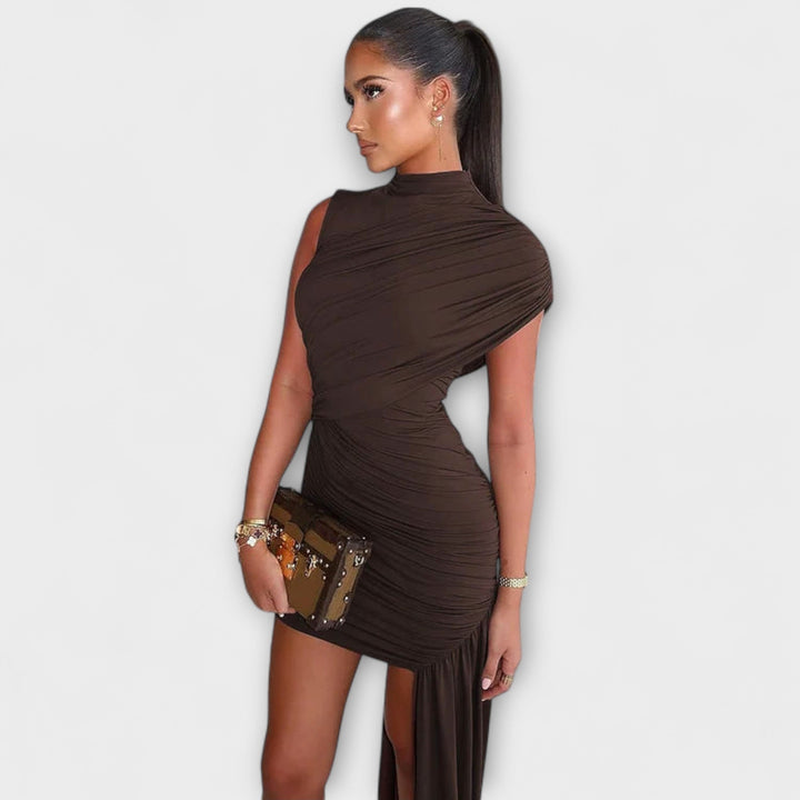 Lila - Stilizirane, uske haljine s okruglim izrezom i naborkima