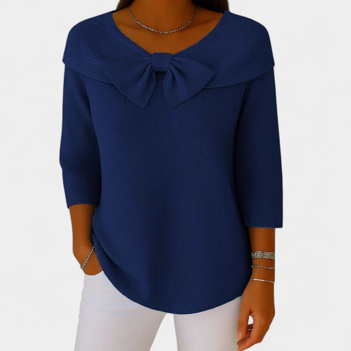 Alenka – Ženski pulover s romantičnom mašnom