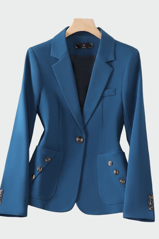 Beáta - Sako u očaravajućem kroju