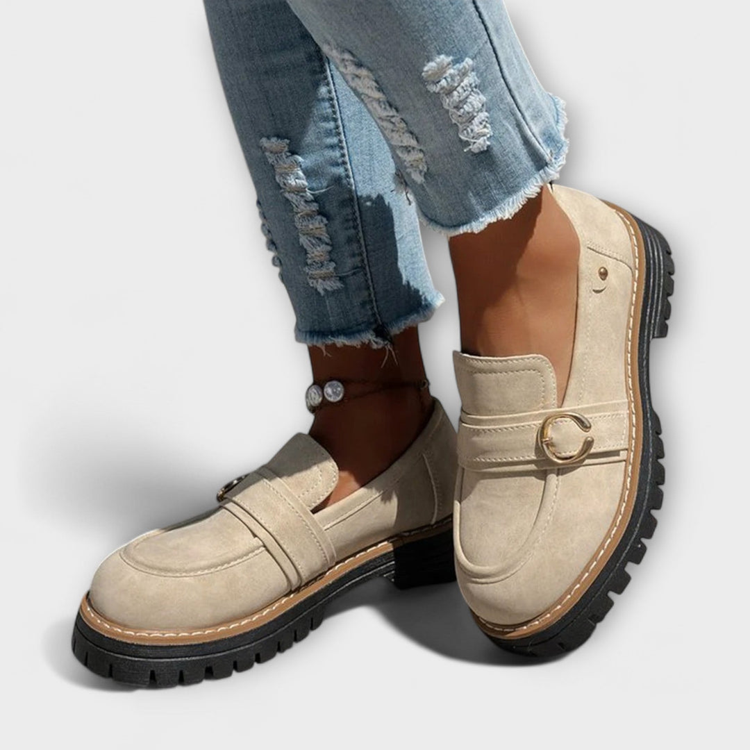 Lora – Neformalni mokasini s krožno konico