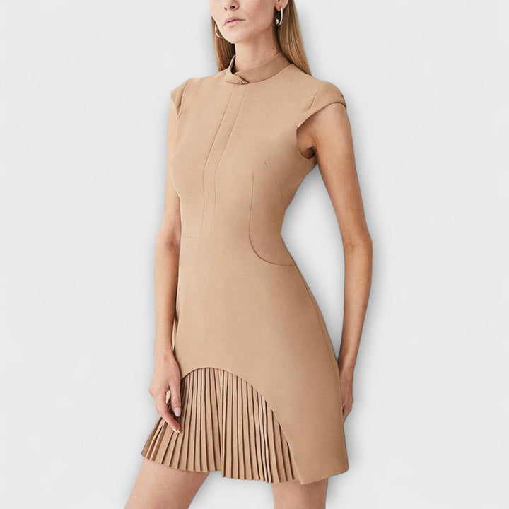 Elowen - Mini haljina s vojničkim patchworkom i visokim ovratnikom