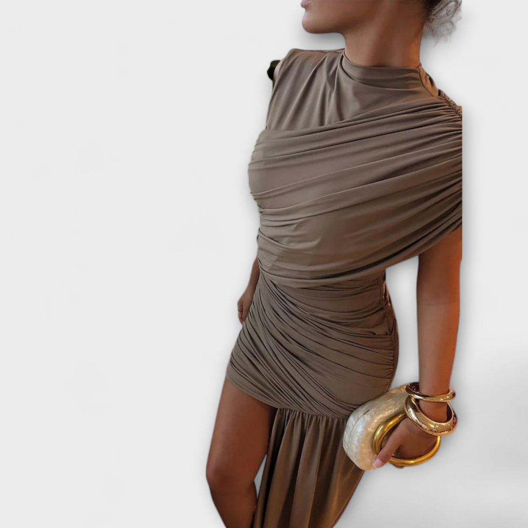 Lila - Stilizirane, uske haljine s okruglim izrezom i naborkima