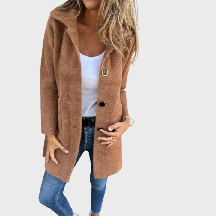 Karolína | Elegantan, grub kaput