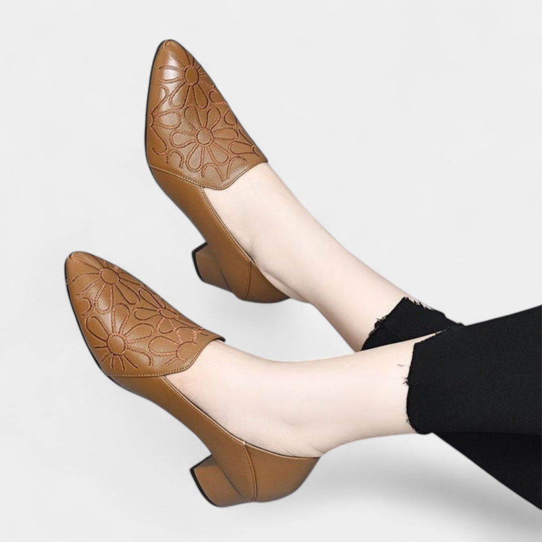 Olene – Cipele s vezom