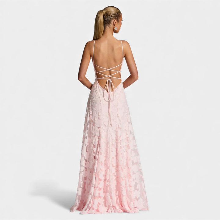 Maruša - Pletena elegancija u maxi stilu