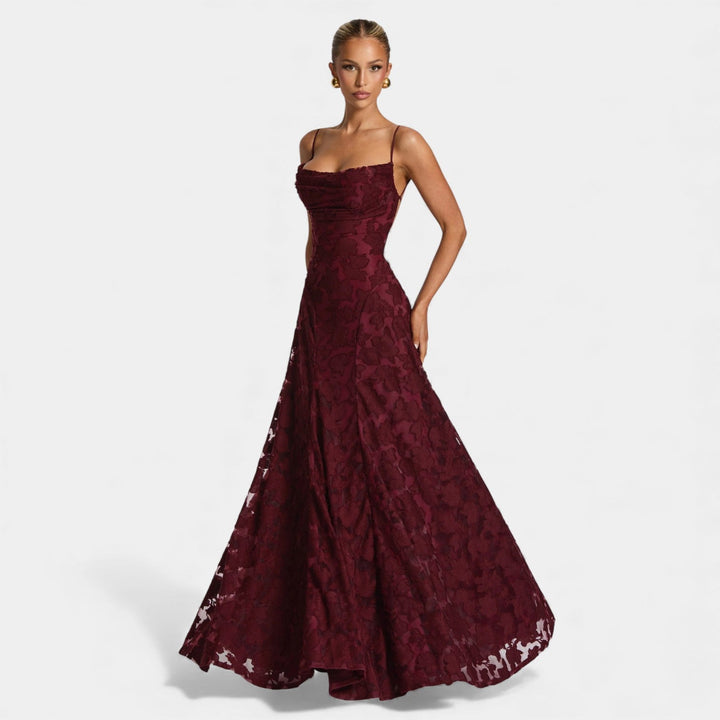 Maruša - Pletena elegancija u maxi stilu