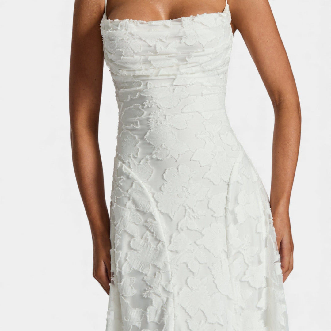 Maruša - Pletena elegancija u maxi stilu