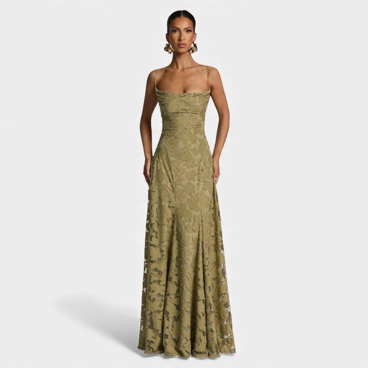 Maruša - Pletena elegancija u maxi stilu