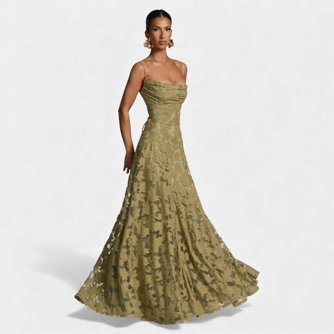 Maruša - Pletena elegancija u maxi stilu