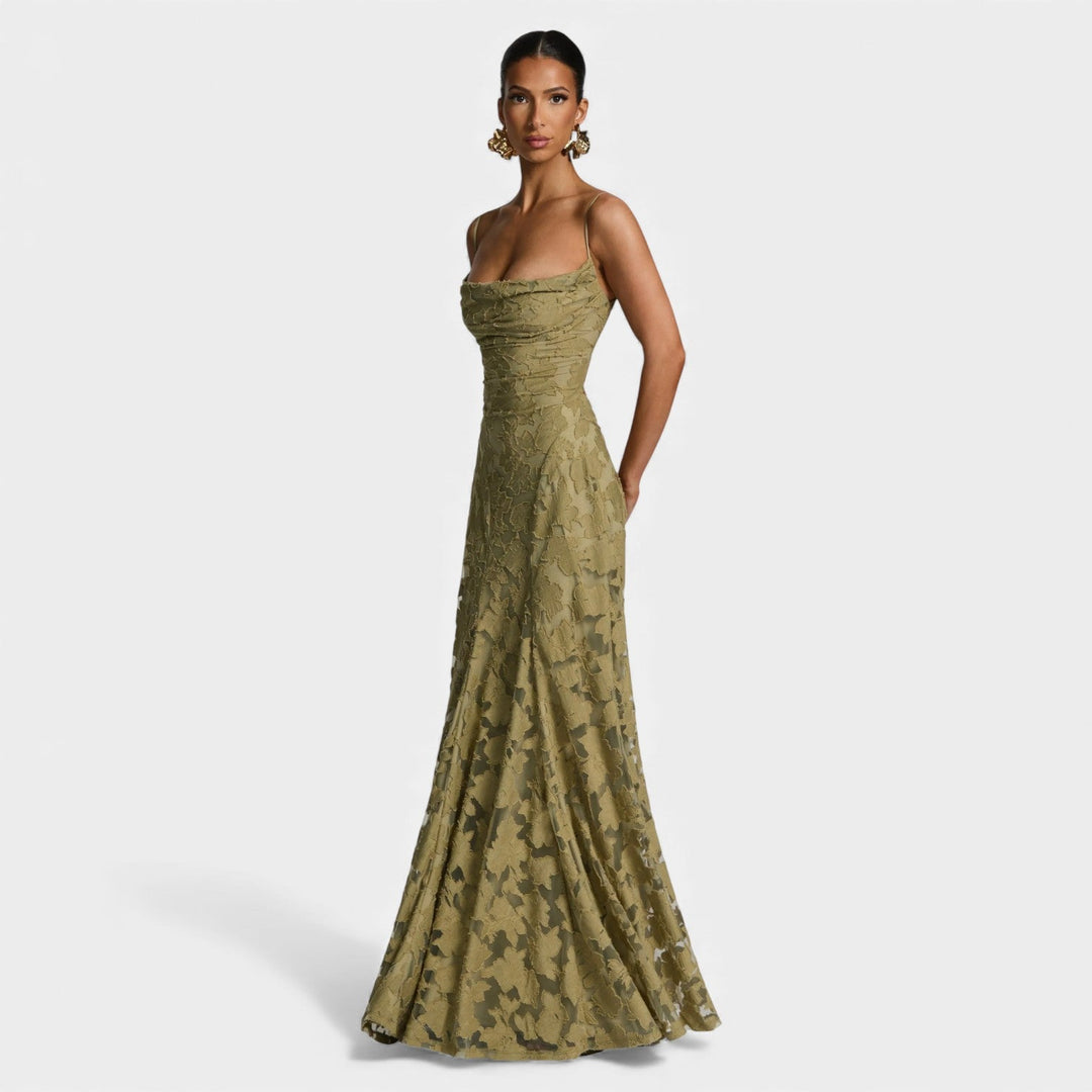 Maruša - Pletena elegancija u maxi stilu