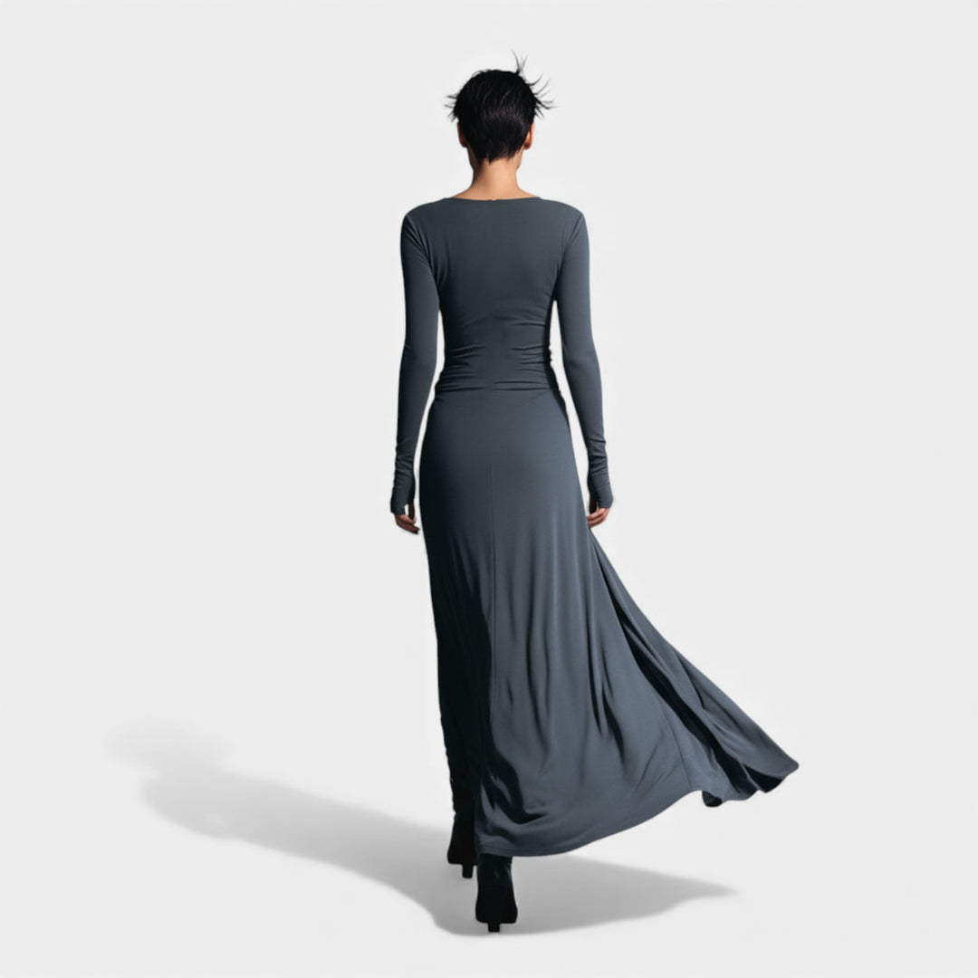 Anna – Elegantna haljina s bočnim čvorom i suptilnim sjajem