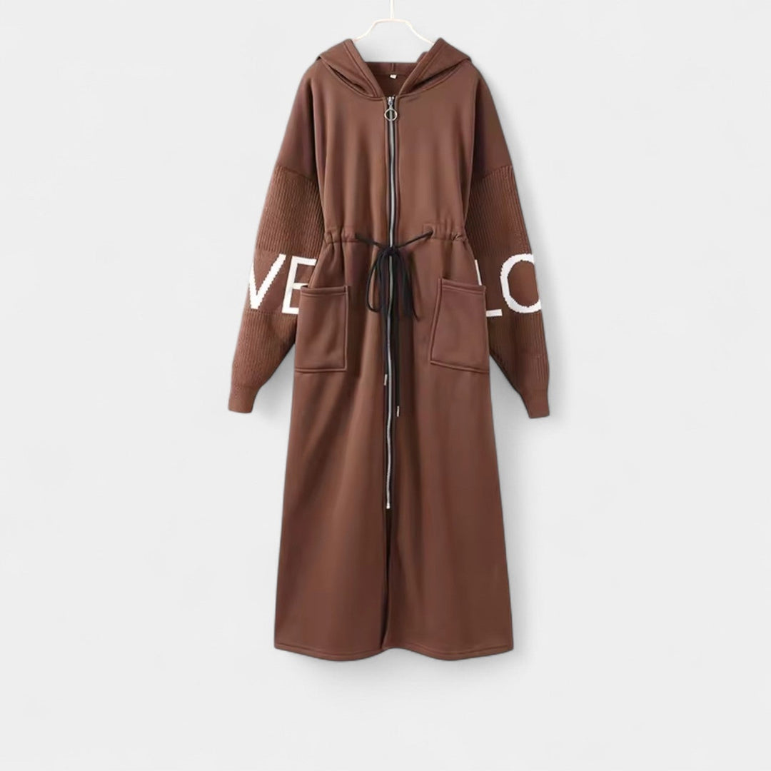 Manca – Elegantan plaščić s kapuljačom